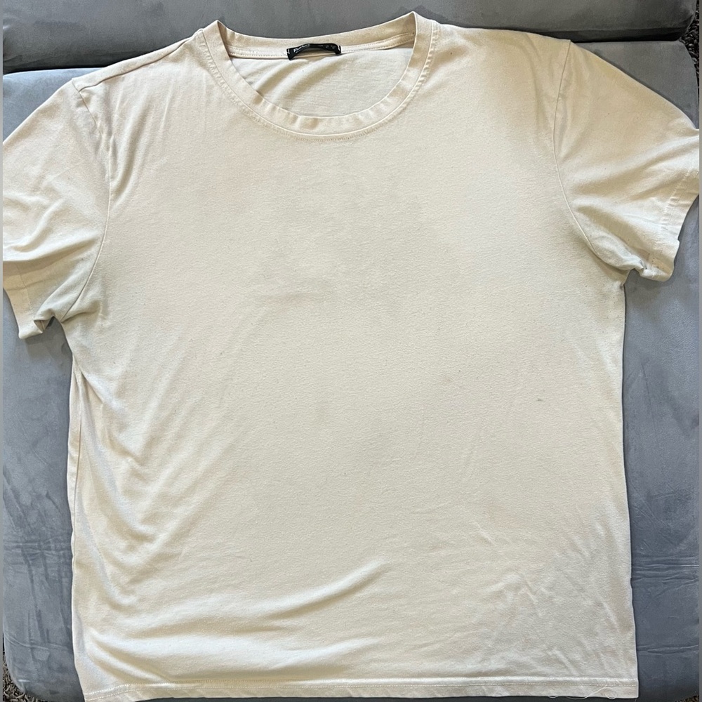 Men’s Large Romwe T